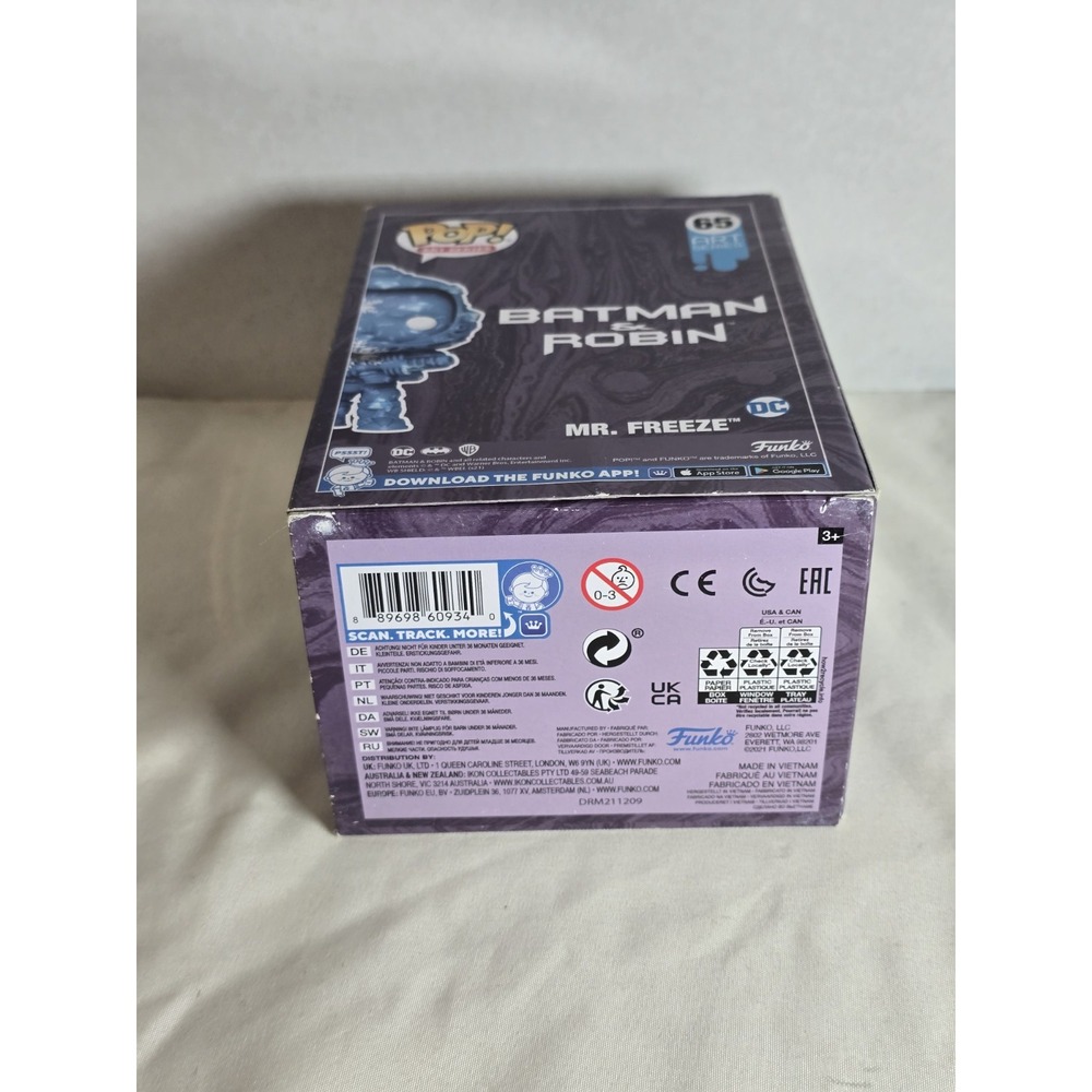 FUNKO Pop!‎ BATMAN & ROBIN #65 MR. FREEZE DC Art Series **NEW** Target Exclusive - Picture 7 of 7